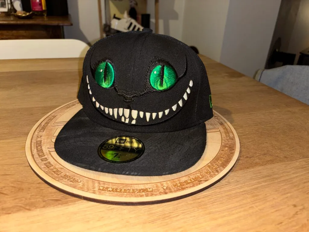 Disney – Alice in wonderland – Cheshire Cat Green Eyes – Manystyles