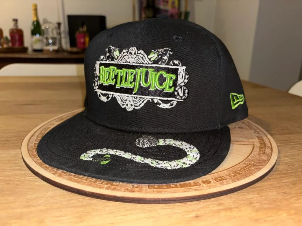 Beetlejuice – Visor Black