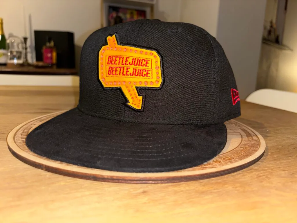 Beetlejuice – Sign