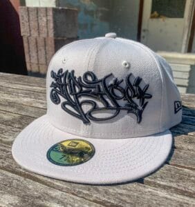 Hip-Hop graffiti – Custom By FrenchFitteds